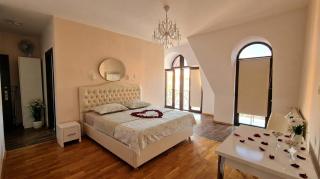 Rooftop Old Town Apartments"opposite Chabad" - Batumi - 0