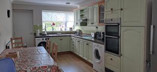 Willow Cottage 4 bed, cosy stopover, dogs welcome - 5