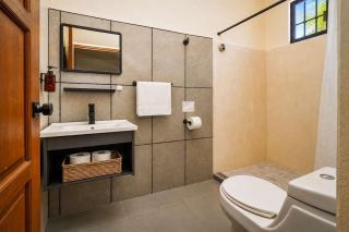 Compact Studio with Balcony Park View Casa Jurel - Cancún - 4