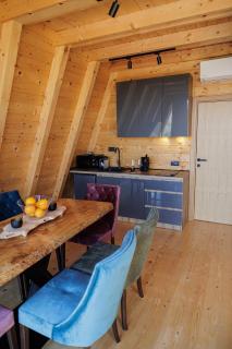 White Lotus Chalet - 6