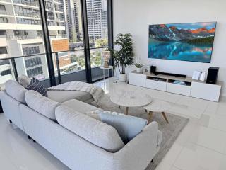 Unit 404 Oracle Tower 1 Level 4 - 9