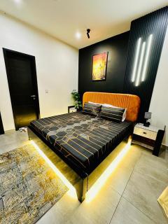 SkyPark Premium Hotel Serviced Apartments - LMY Hospitality Gulberg Islamabad - 9