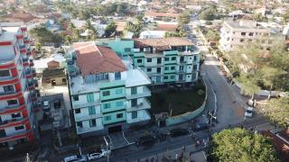 Apartamentos pé na areia em frente ao surf de Itaúna - 9