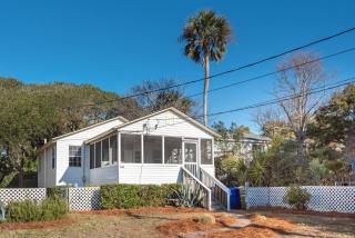 220 W Ashley - Corner Cottage - Central Location - 6