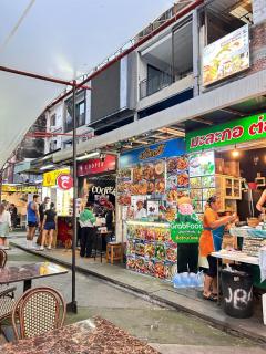 Sukhumvit 3 minute walk to BTS Pool & Gym - 5