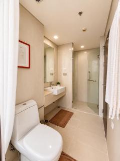 Sukhumvit 3 minute walk to BTS Pool & Gym - 1