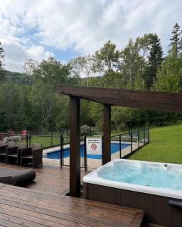 Private Pool - Spa - Pool Table - Le St-Come - 9