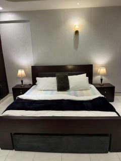 Luxury 1 bhk F11 abu dhabi towers, Self checkin - 5