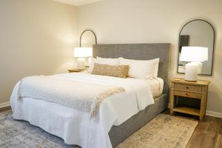 Near A&M: Sleeps 8, Firepit, Pet-Friendly | Cozy Home - 6