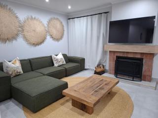 Beautiful Family Breakaway in Secure Resort - 0