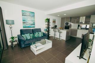 Ático de Lujo con Sauna y Jacuzzi Privados con Vistas - 2