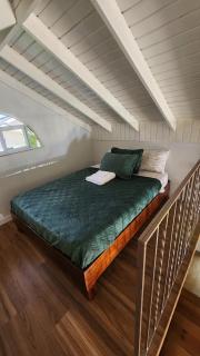 Chateau Bellview 1 Bedroom Studio Apartment - 3