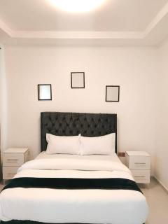2nd street ibex apartment - 3