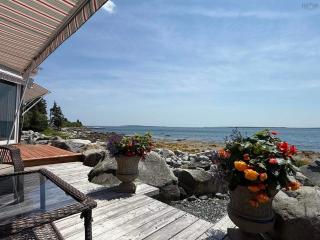 Ocean Surf Cottage at Summerville Beach - 2