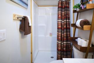 Steps from Downtown Pigeon Forge Parkway + Private Hottub and firepit - Wifi - Firefly Bungalows - 7