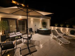 Penthouse and rooms La Diva Adriatica - 0