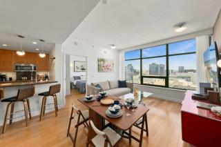 Zenzilla Resort Amenities & Panoramic City Views - 9