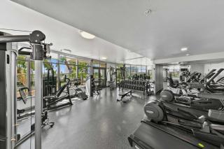 Zenzilla Resort Amenities & Panoramic City Views - 6