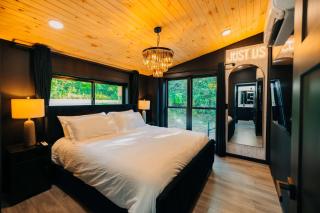 The Overlook A Luxury Cabin With Hot Tub And Views - 9