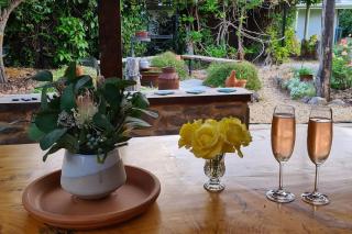 Peppercorn Cottage - Your Romantic Coastal Getaway - 1