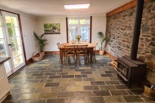 Charming Garden Cottage close to Beach-Normanville - 0