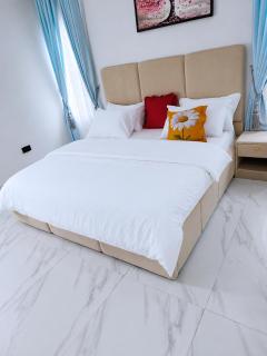 LUX 2Bedroom Central GRA Ikeja Near Radisson Blu - 4