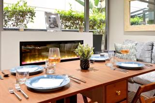 Electra Manor 2BR Patio & Resort Amenities - 5