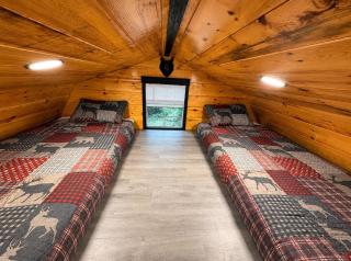 Black Bear Cabin- Woodland retreat near Red River Gorge - 3