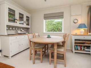 Machroes Cottage - 1