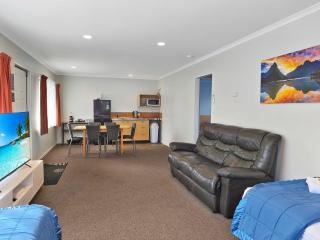 Kaimai View Motel - 1