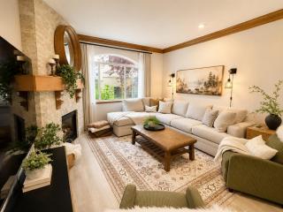 Remodeled King Villa - Full Kitchen - Pool - 1022 - 0