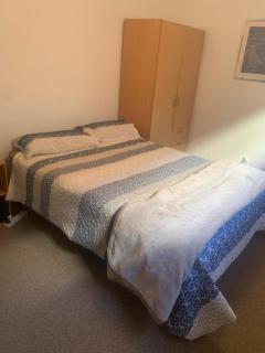 Robyn's Nest - 2
