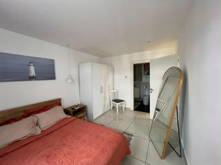 Luxury studio at Embassy Gardens - 9