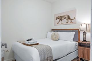 Main Street 2BR - Walk to Dining & Riverfront - 3