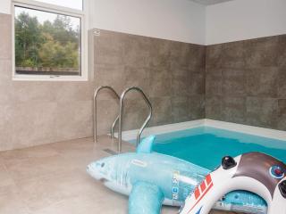 12 person holiday home in Ebeltoft - 8