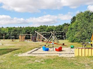 5 person holiday home in Fårvang-By Traum - 8