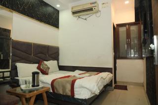 Hotel Hare Krishna'Near New Delhi railway station& RK Ashram metro - 1