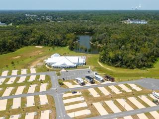 The Cumberland - Relaxing Resort Gem - Porch - Pool - Gym - Bar - Hot Tub - 8