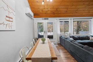 Cozy & Modern Loon Mountain View Condo - 3