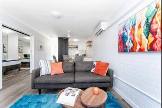 West End Executive Retreat | 2BR & Secure Parking - 5