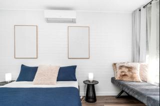West End Executive Retreat | 2BR & Secure Parking - 4