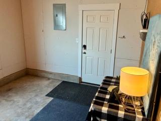 Private 2BR Basement Suite with Kitchenette and W&D - 5