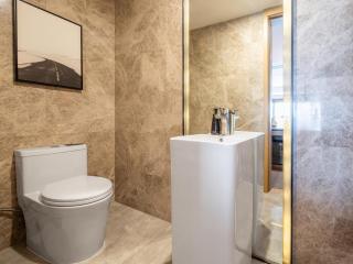Atour S Hotel Zhuhai Gongbei Port NetEase Selected - 1