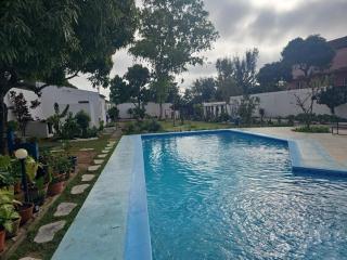 MCHome - Private Villa with Garden & Pool - 5