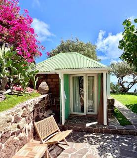 Oceanfront Home in St Barth, 2BR, Steps from the water in Petit-Cul-de-sac - 3