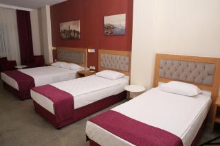 Pelora Hotel - 8