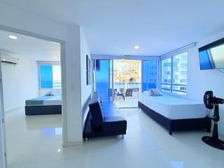 Beachfront 1BR in Laguito For 3 Guests - 7