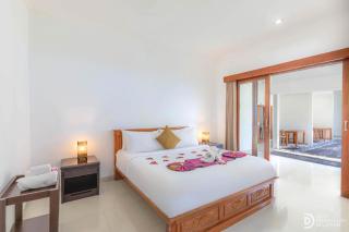Pererenan Nengah Guesthouse Canggu - 9
