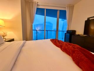 Apartment Modern Brickell Skyline Water Views - 3