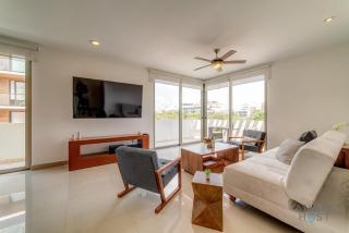 Coastal Oasis W Spa Tub Near Beach & 5Th Ave - 9